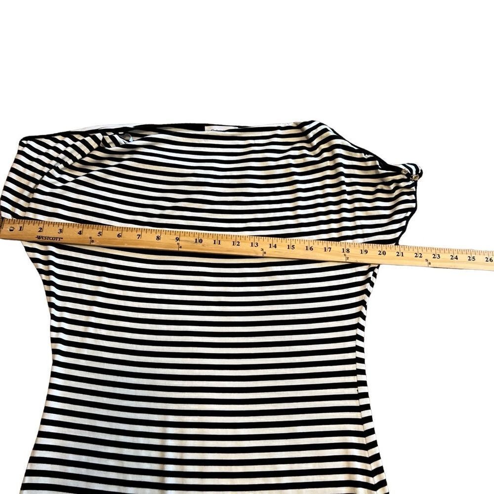 Calvin Klein Black and White Stripe Knit Dress. Size 6. Great Condition!! - Picture 7 of 12